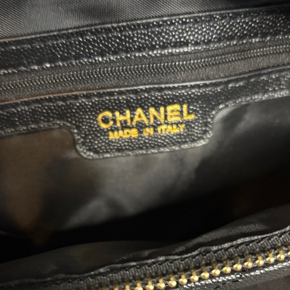 Chanel VIP Precision Black Quilted Crossbody Bag - Picture 6 of 7